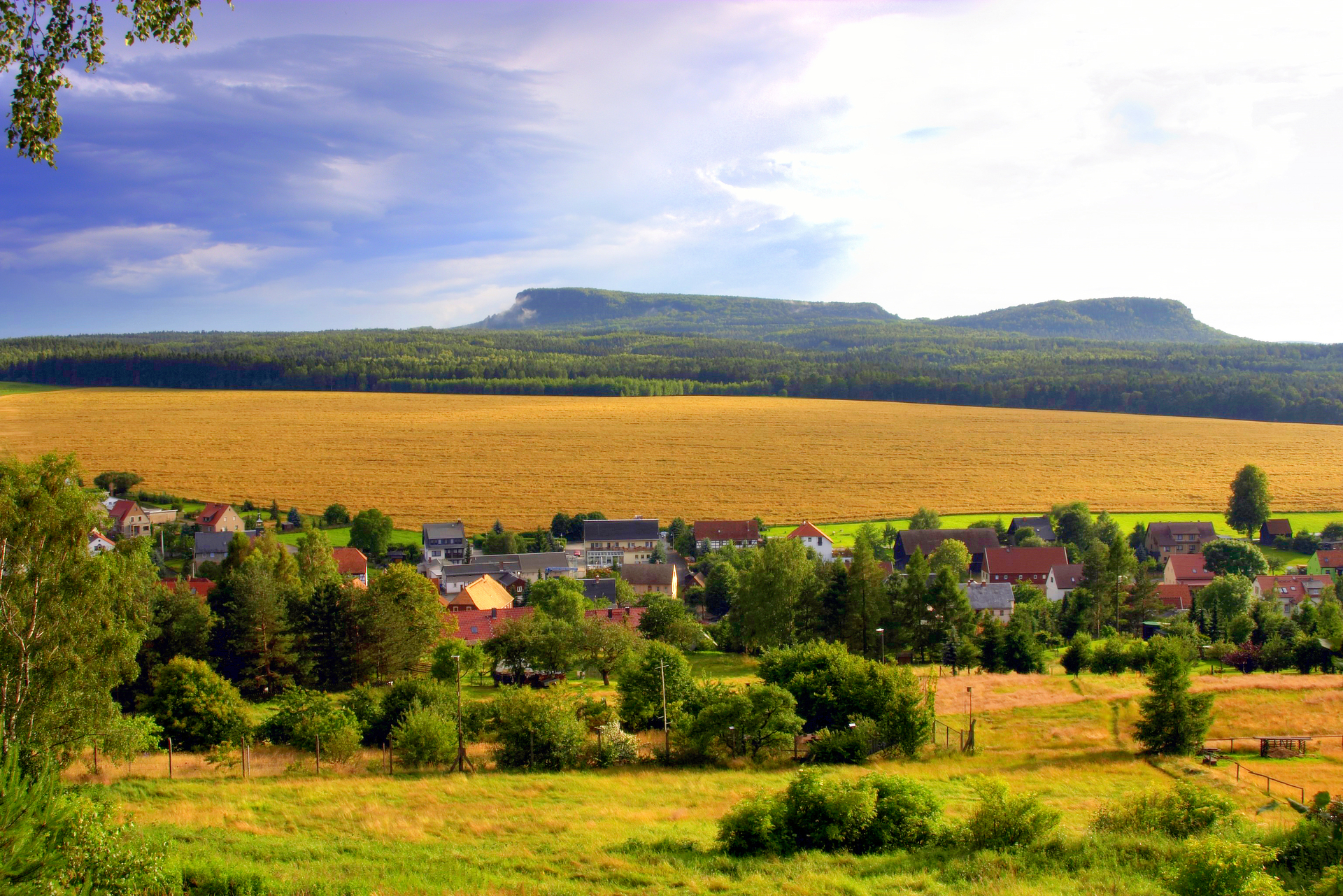 images/urlaubsort/zschirnsteine.jpg#joomlaImage://local-images/urlaubsort/zschirnsteine.jpg?width=1920&height=1281